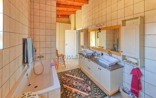 3 Bedroom House For Sale in Henties Bay Central, Henties Bay