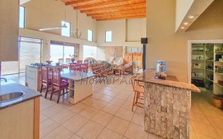 3 Bedroom House For Sale in Henties Bay Central, Henties Bay