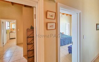 3 Bedroom House For Sale in Henties Bay Central, Henties Bay