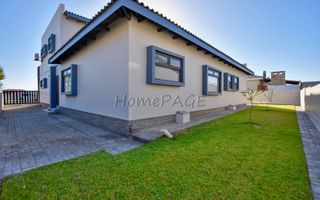4 Bedroom House For Sale in Swakopmund Ext 19, Swakopmund