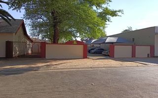 3 Bedroom Apartment For Sale in Tsumeb