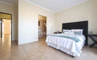 2 Bedroom House For Sale in Dolphin Beach