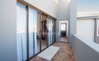 3 Bedroom House For Sale in Long Beach