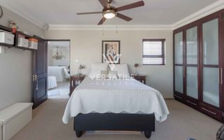 3 Bedroom House For Sale in Long Beach