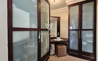 3 Bedroom House For Sale in Long Beach