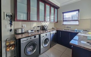3 Bedroom House For Sale in Long Beach