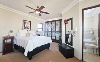 3 Bedroom House For Sale in Long Beach