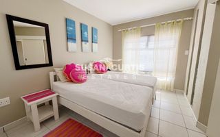 4 Bedroom House For Sale in Long Beach