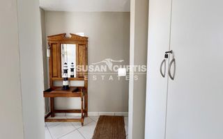 4 Bedroom House For Sale in Long Beach