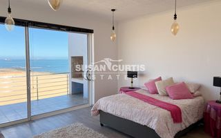 3 Bedroom House For Sale in Long Beach