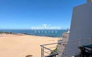 3 Bedroom House For Sale in Long Beach