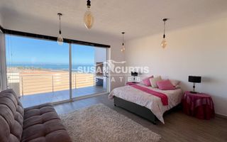 3 Bedroom House For Sale in Long Beach