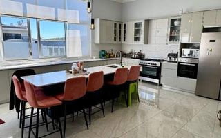 4 Bedroom House For Sale in Kleine Kuppe, Windhoek