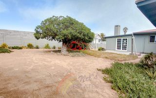 4 Bedroom House To Rent in Vineta, Swakopmund