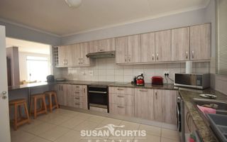 4 Bedroom House For Sale in Swakopmund Central, Swakopmund