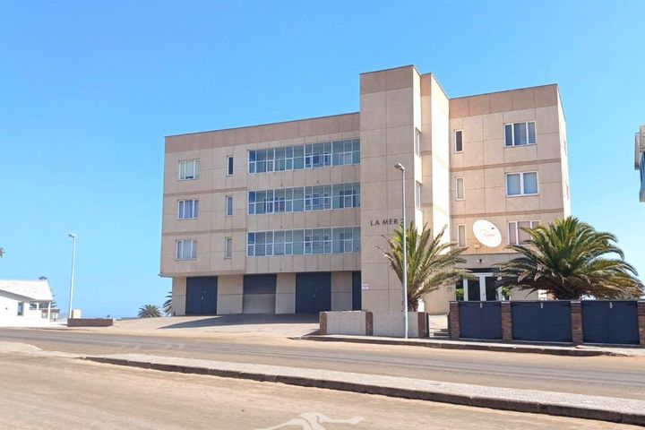 4 Bedroom House For Sale in Swakopmund Central, Swakopmund