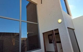 5 Bedroom House For Sale in Ocean View, Swakopmund