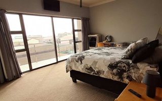 5 Bedroom House For Sale in Ocean View, Swakopmund