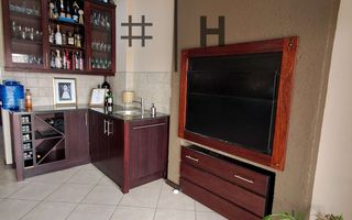 5 Bedroom House For Sale in Ocean View, Swakopmund