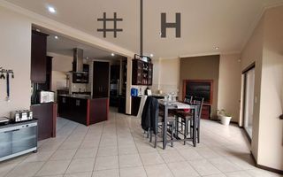 5 Bedroom House For Sale in Ocean View, Swakopmund