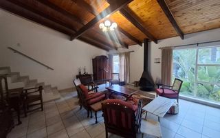 4 Bedroom House For Sale in Ludwigsdorf, Windhoek