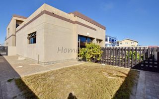 5 Bedroom House For Sale in Swakopmund Ext 9, Swakopmund