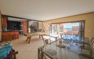 4 Bedroom House For Sale in Long Beach