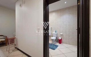 4 Bedroom House For Sale in Long Beach