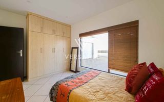 4 Bedroom House For Sale in Long Beach