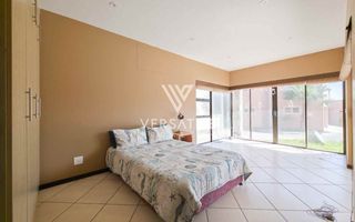 4 Bedroom House For Sale in Long Beach