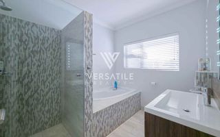 3 Bedroom House To Rent in Long Beach