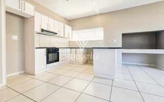 3 Bedroom House To Rent in Fairway Estate