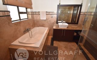 4 Bedroom House For Sale in Vogelstrand, Swakopmund