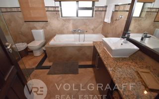 4 Bedroom House For Sale in Vogelstrand, Swakopmund