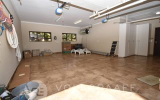 4 Bedroom House For Sale in Vogelstrand, Swakopmund