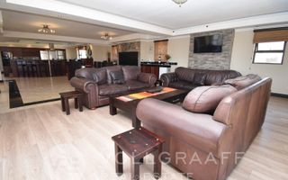 4 Bedroom House For Sale in Vogelstrand, Swakopmund