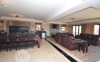 4 Bedroom House For Sale in Vogelstrand, Swakopmund
