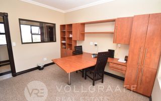 4 Bedroom House For Sale in Vogelstrand, Swakopmund