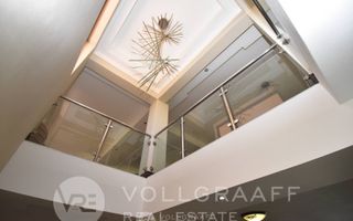 4 Bedroom House For Sale in Vogelstrand, Swakopmund
