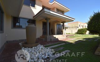 4 Bedroom House For Sale in Vogelstrand, Swakopmund