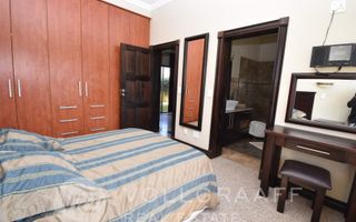 4 Bedroom House For Sale in Vogelstrand, Swakopmund