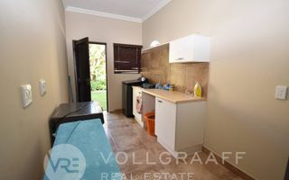 4 Bedroom House For Sale in Vogelstrand, Swakopmund