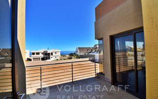 5 Bedroom House For Sale in Vogelstrand, Swakopmund
