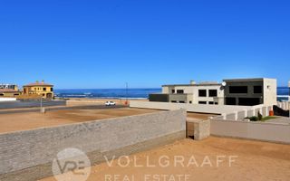 5 Bedroom House For Sale in Vogelstrand, Swakopmund