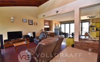 5 Bedroom House For Sale in Vogelstrand, Swakopmund