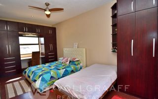 5 Bedroom House For Sale in Vogelstrand, Swakopmund