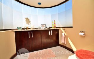 5 Bedroom House For Sale in Vogelstrand, Swakopmund