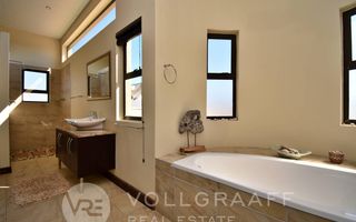 5 Bedroom House For Sale in Vogelstrand, Swakopmund