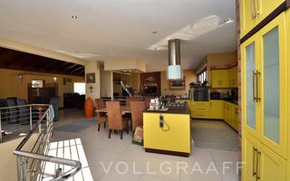 5 Bedroom House For Sale in Vogelstrand, Swakopmund
