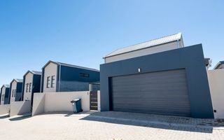 4 Bedroom House To Rent in Kleine Kuppe, Windhoek